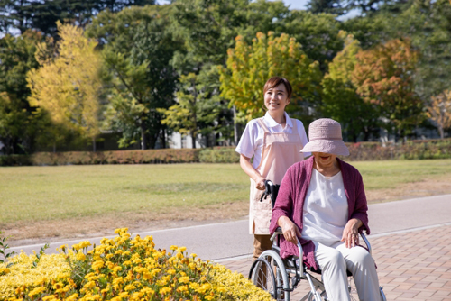 介護職の仕事とはどんな仕事？<br>やりがい、魅力についても解説